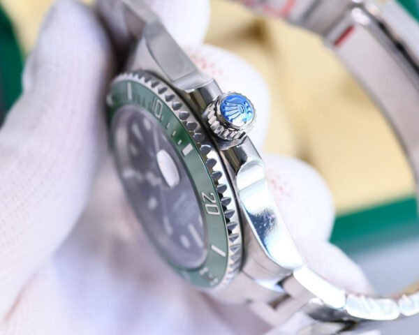 DM_20251114193952_007 Rolex Submariner, crown at 6 o'clock, clean Factory,high-end. Platinum markers won't fade! Authentic 41mm case.(6Colors -1)