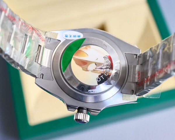 DM_20251114193952_009 Rolex Submariner, crown at 6 o'clock, clean Factory,high-end. Platinum markers won't fade! Authentic 41mm case.(6Colors -1)