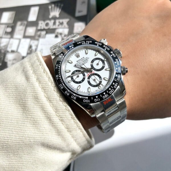 DM_20251116152749_005 Rolex Daytona, automatic mechanical movement, stainless steel case, ceramic bezel, 40mm