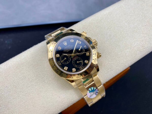 DM_20251116161246_001 Rolex Daytona,18K Gold. diamond. automatic mechanical movement, stainless steel case, ceramic bezel, 40mm
