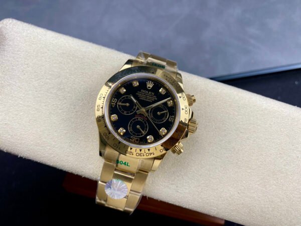 DM_20251116161246_002 Rolex Daytona,18K Gold. diamond. automatic mechanical movement, stainless steel case, ceramic bezel, 40mm
